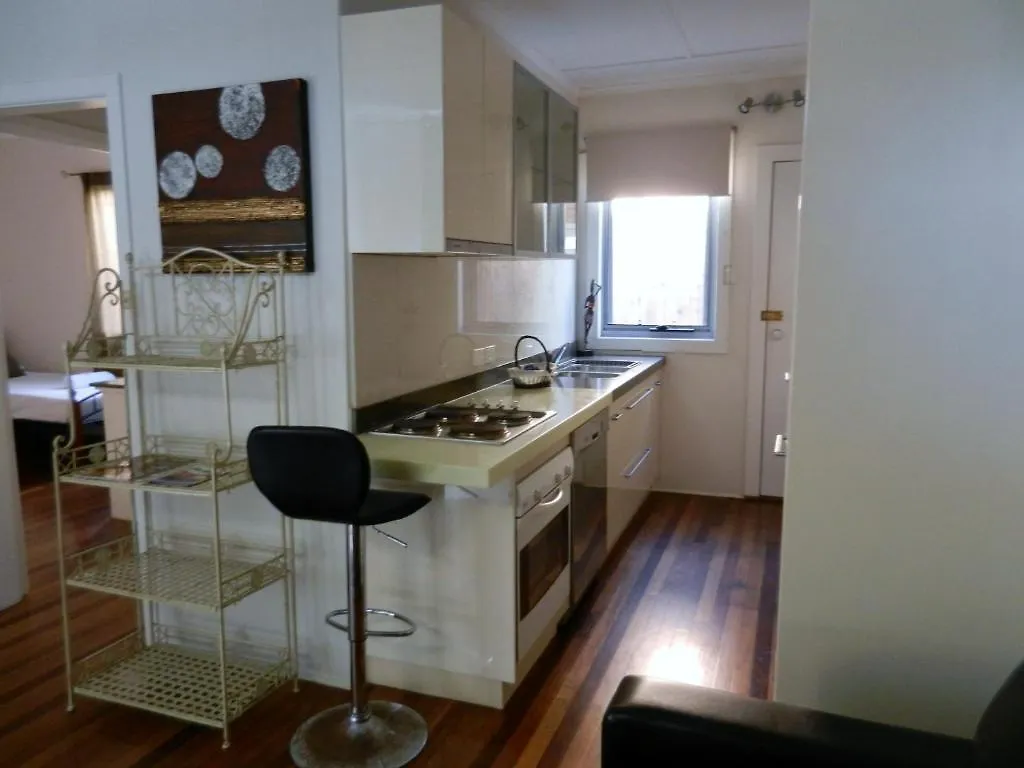 Golden Shores Motel Bilinga