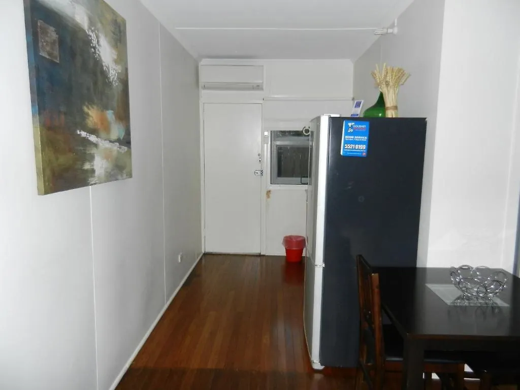 Golden Shores Motel Bilinga