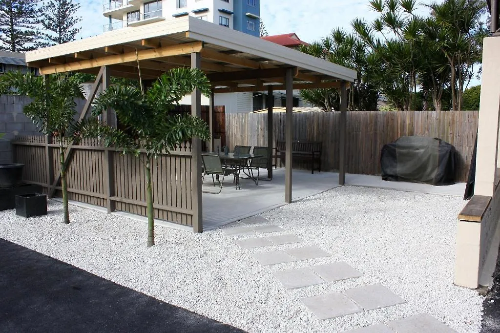Golden Shores Motel Bilinga